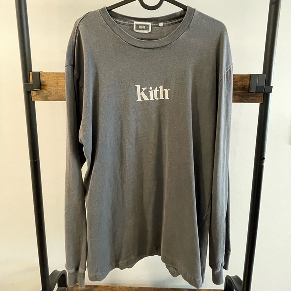 Kith long sleeve. Size: M - Picture 1 of 3